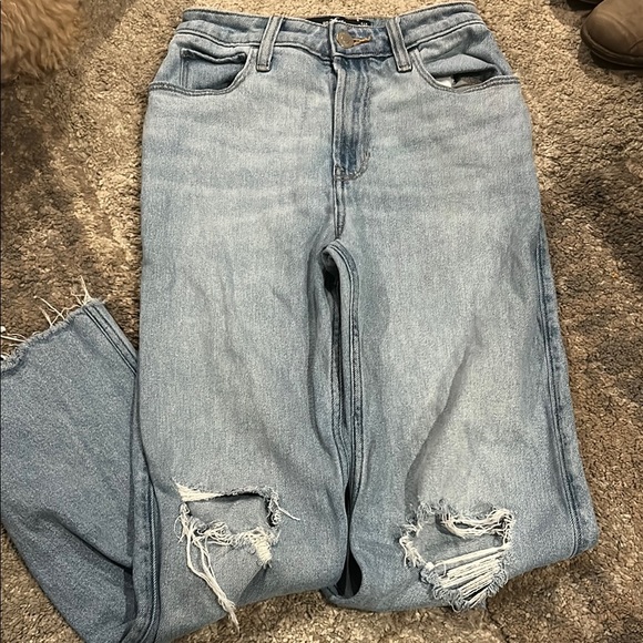 Women's Ultra High-rise Dad Distressed Blue Jeans​ - Picture 4 of 8